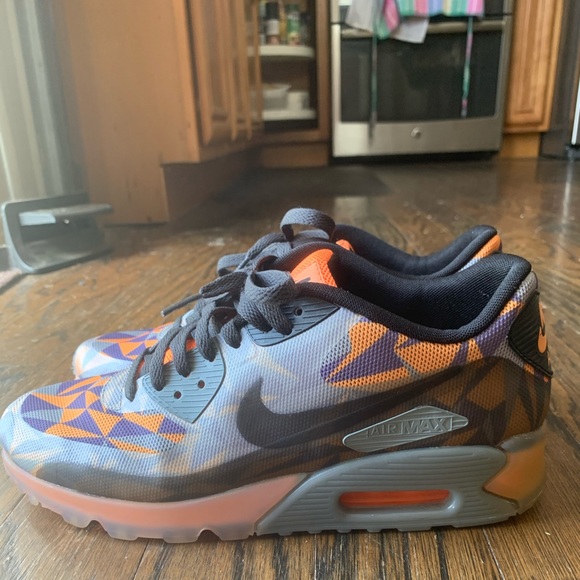 Nike Air Max 90 checkered design - Picture 4 of 4